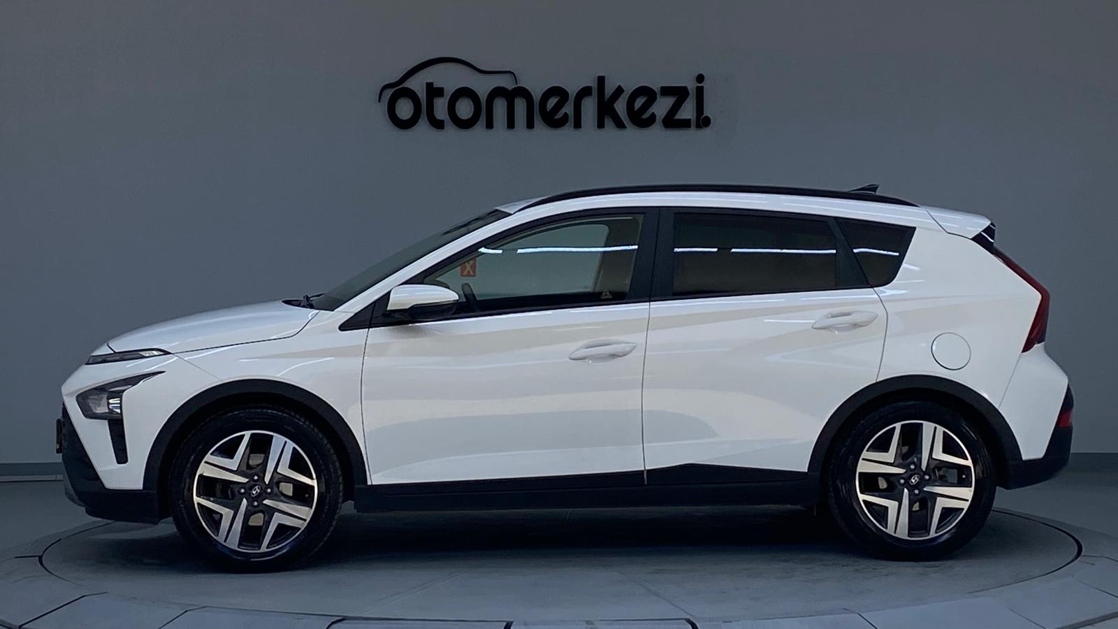 HYUNDAI BAYON 21